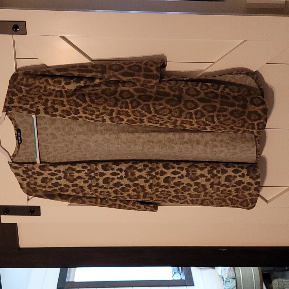 Heimish USA leopard print cardigan